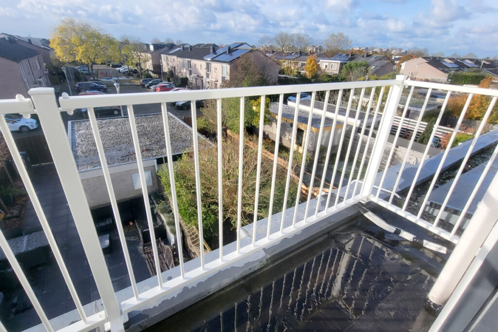 Stalen balustrade outlet